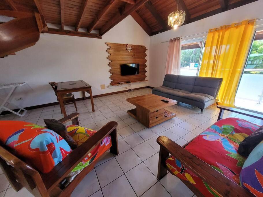 Appartements Au Coeur De Maharepa Maharepa  Exterior photo